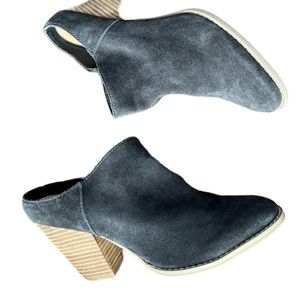 Dolce Vita Boots Gray Slip On Booties Woman's Size 8.5